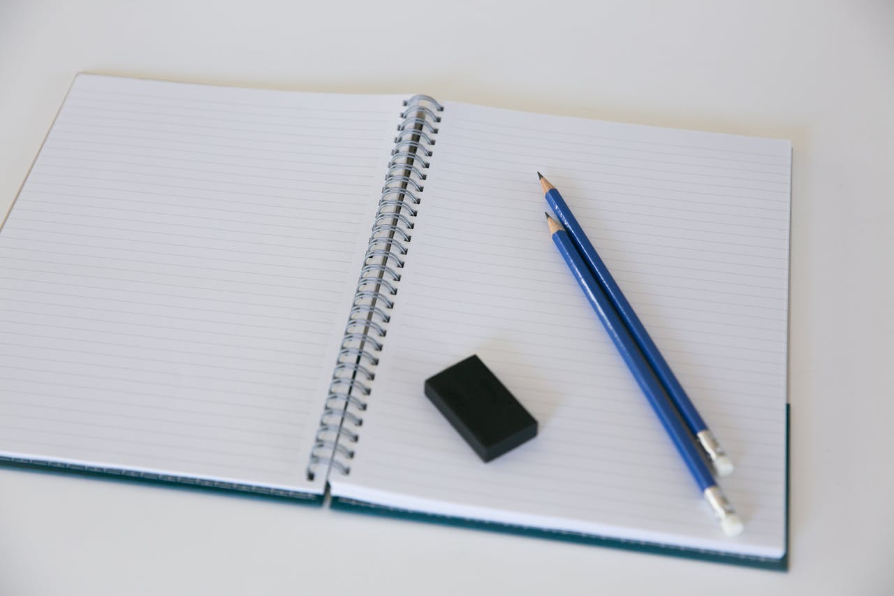 ¿Qué elementos debes llevar a las Pruebas Escritas del Concurso DIAN 2667?